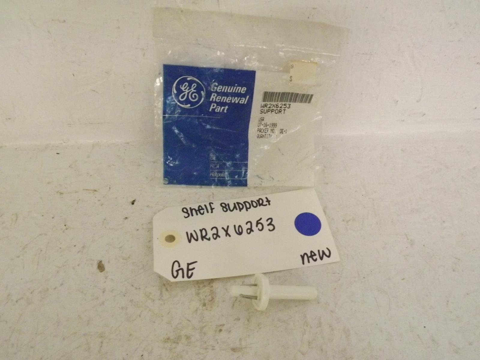 GE Refrigerator WR2X6253 Shelf Support New GE Refrigerator WR2X6253 Shelf Support New